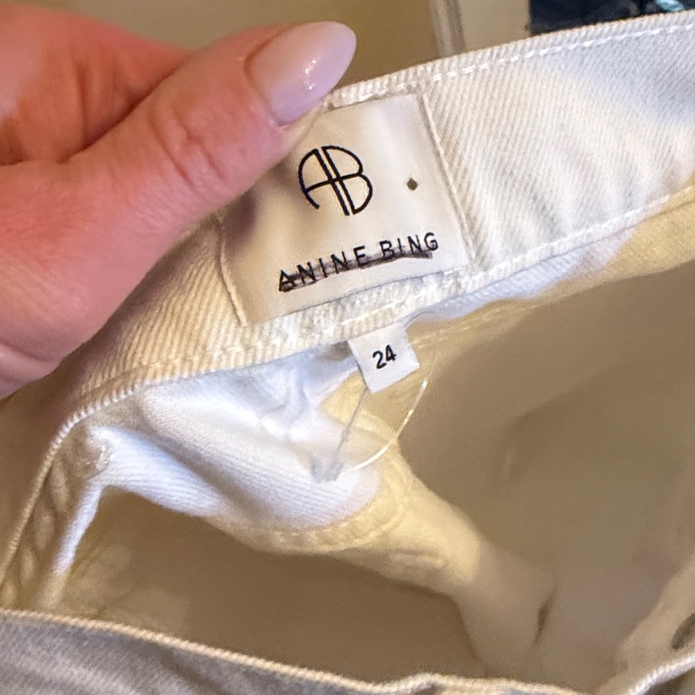 NWT Anine Bing 24 Sonya Jean high rise slim ankle white - Picture 9 of 10